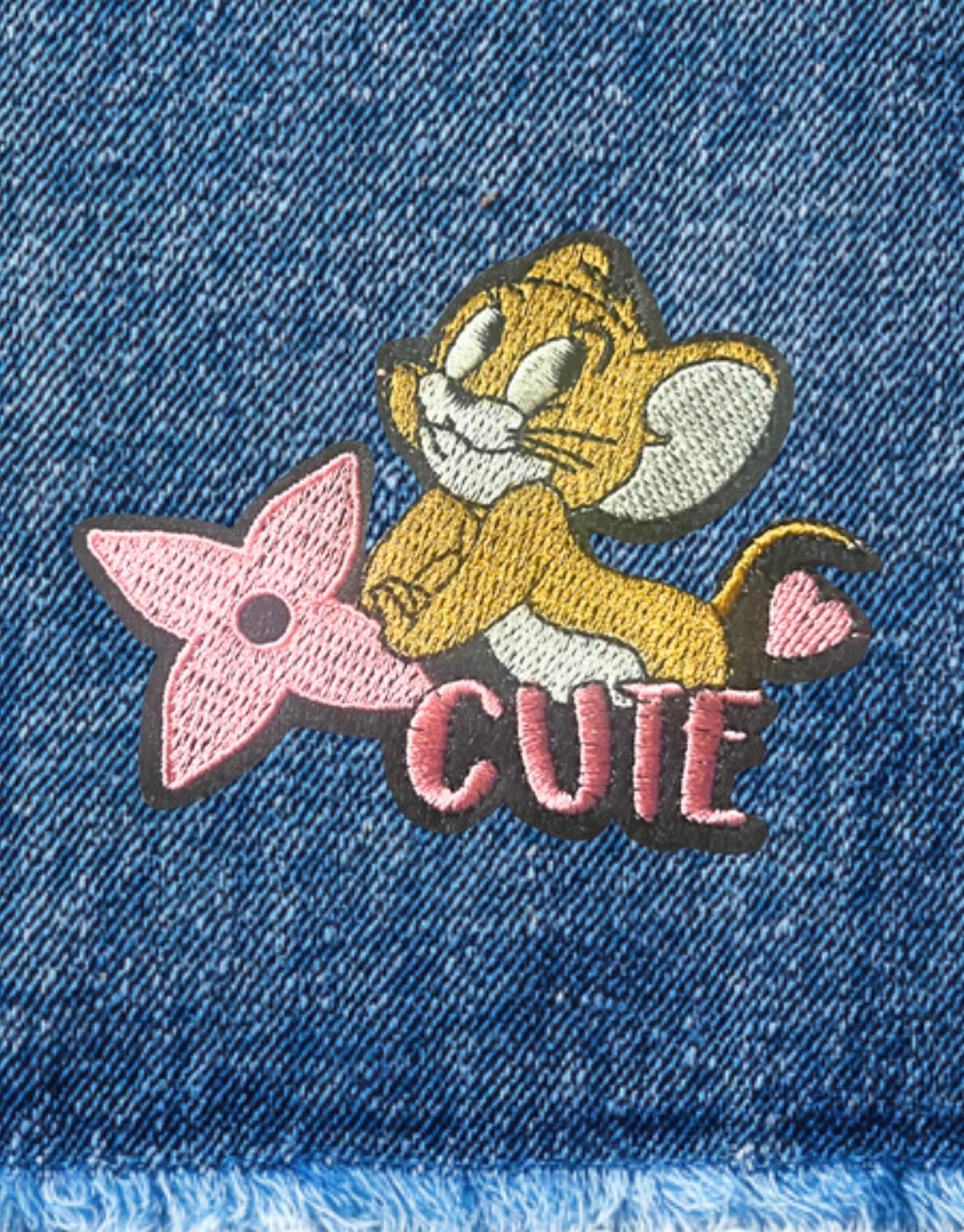 Iconic Cartoon Rivalry Iron-On Patches – High-Quality Embroidered Denim Accents
